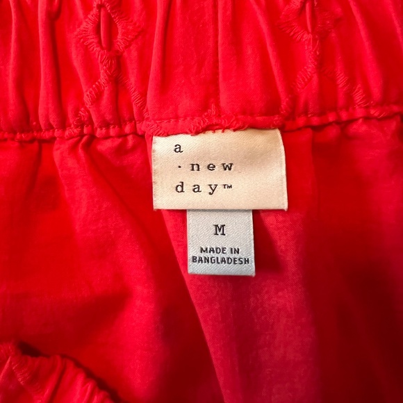 A New Day red eyelet skirt - Picture 4 of 8
